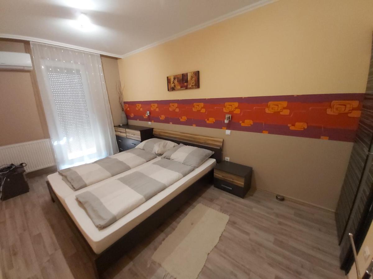 Best Place Hajduszoboszlo Exterior photo